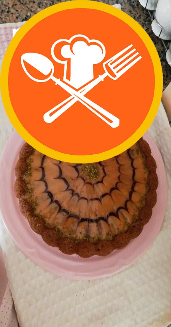 Κέικ κακάο με σάλτσα καραμέλας (θα το λατρέψετε)